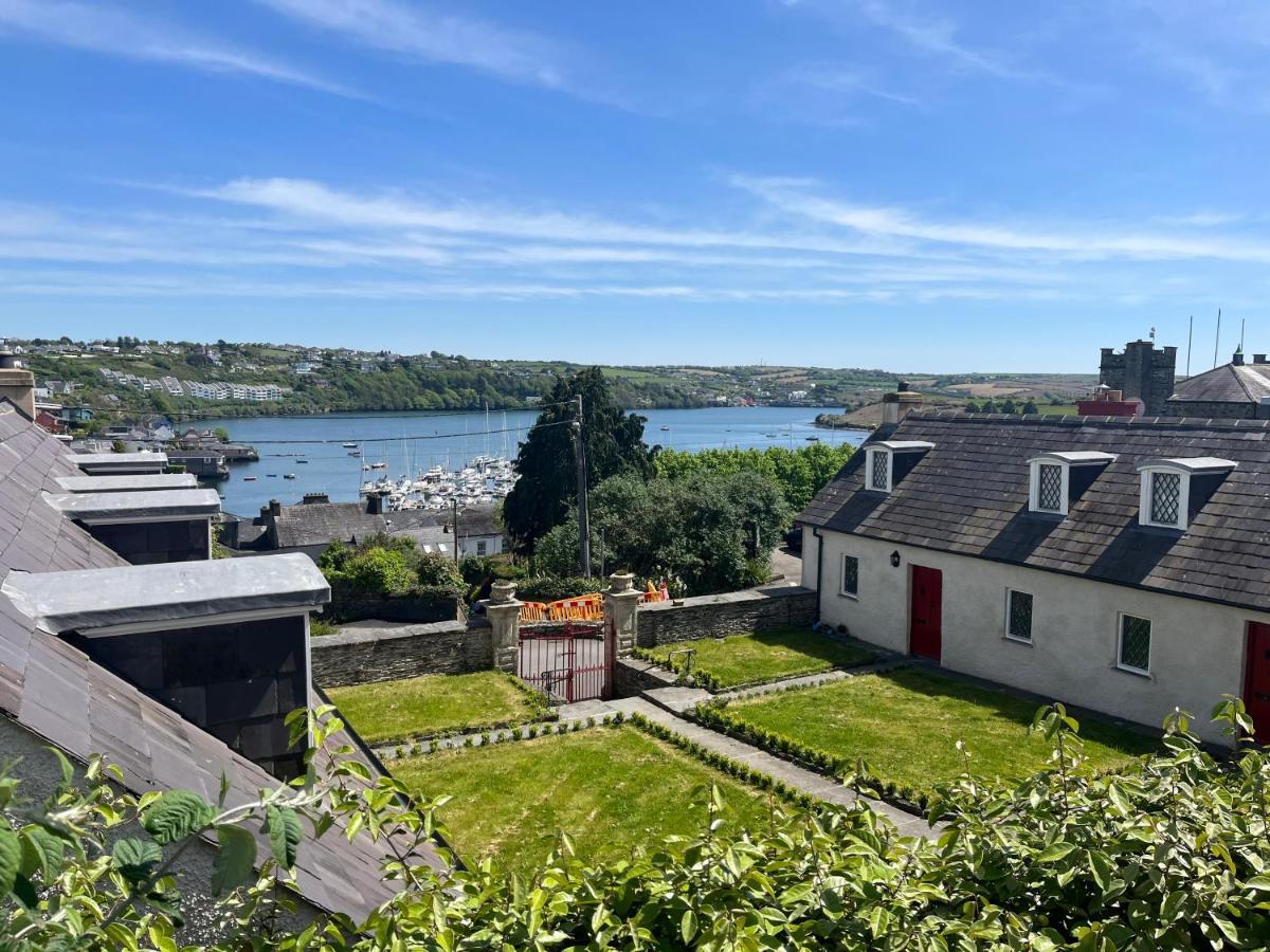Alms Houses Kinsale Exterior photo