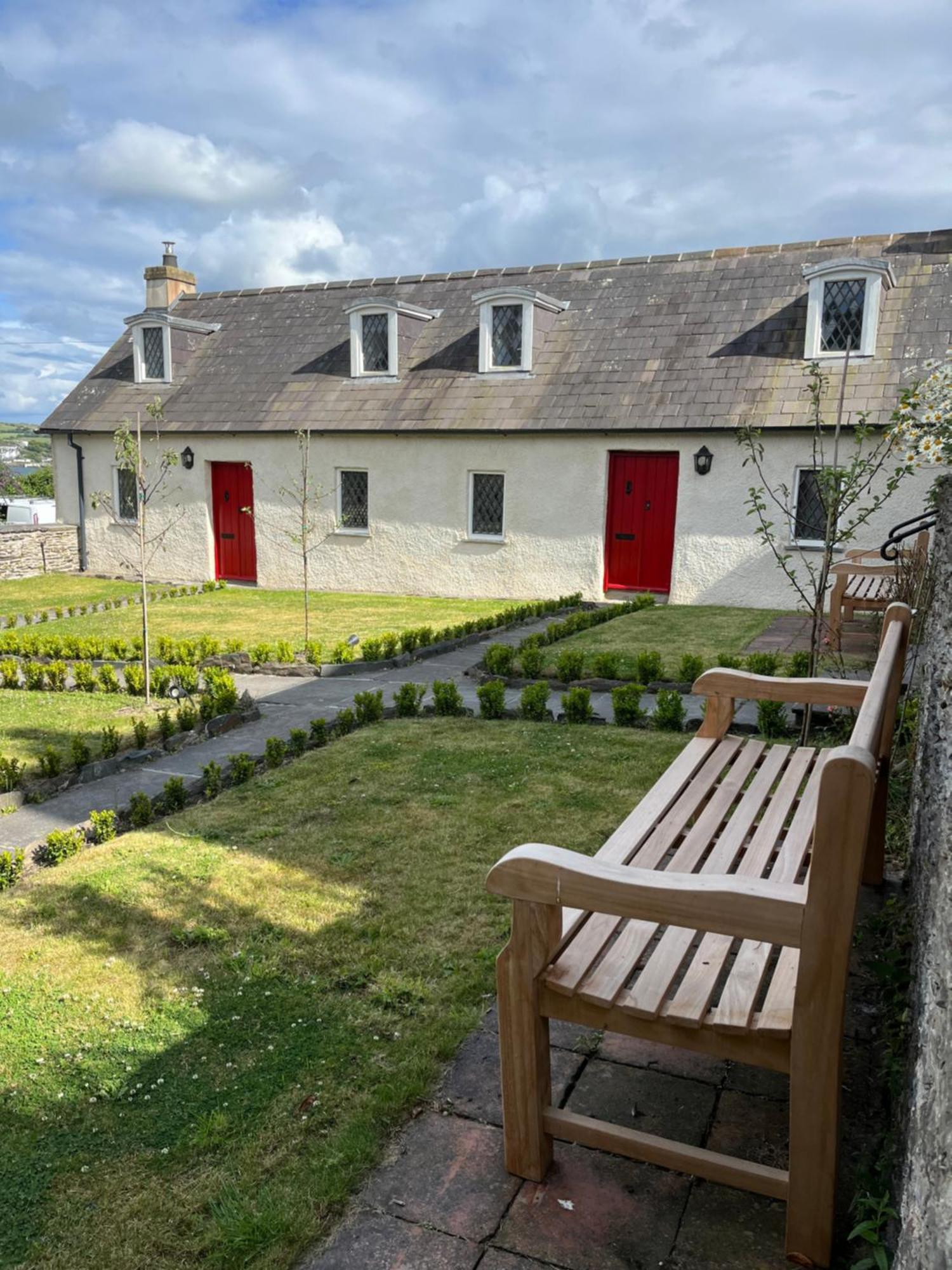 Alms Houses Kinsale Exterior photo